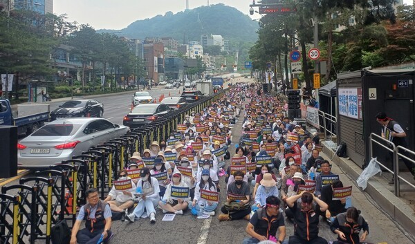 2일 동양·ABL생명 노조원 1000여명이 매각 관련 합동 결의대회에 참석했다. [사진=중앙이코노미뉴스]