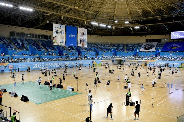 삼성생명이 개최한 '2025 배드민턴 페스티벌 모습' [사진=삼성화재]