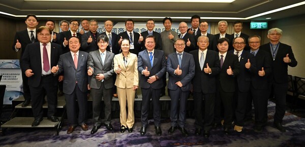 한국수입협회는 5일 대만 타이베이 쉐라톤 그랜드 호텔에서 글로벌 공급망 다변화와 통상 확대를 위한 한-대만 비즈니스 포럼 및 1:1 상담회를 열었다. [사진=한국수입협회]