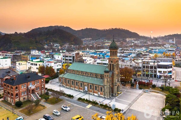 전주 가볼 만한 곳, 역사와 미식이 어우러진 맛의 도시 - 뉴스 썸네일 이미지