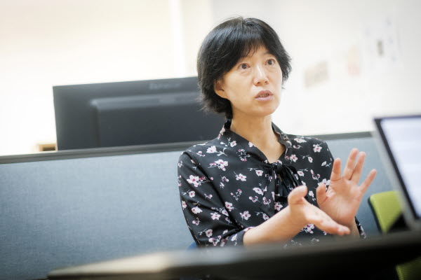 경희대 의과대학 박은정 교수는 “가습기살균제 사건과 같은 예상치 못한 국민의 고통이 재현되지 않기 위해 기후온난화에 의해 증가할 수 있는 환경 중 유해 인자에 대한 관리가 철저해야 한다”라고 강조했다. (사진=경희대)