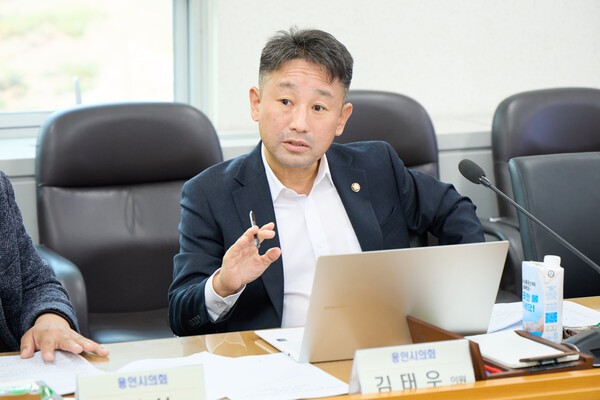 김태우 용인특례시의원은 26일 이른바 '용인시 공무원의 연결되지 않을 권리 보장에 관한 조례안' 제정을 추진하고 있다고 밝혔다.