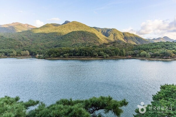 괴산호 [사진=한국관광공사]